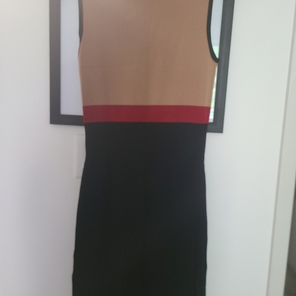 Sleeveless Two-tone Dress Size M - Picture 3 of 3